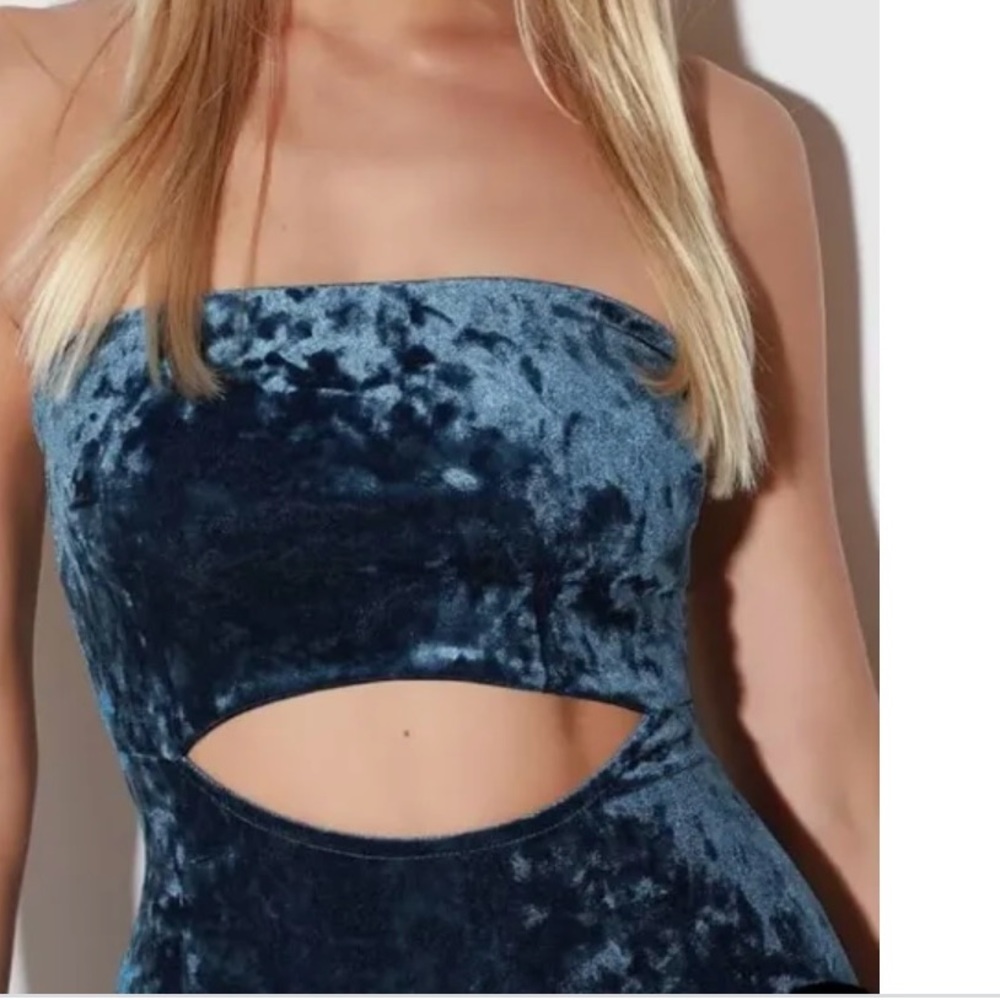 Lulu's Dress Slate Blue Aqua Velvet Midi dress. Strapless and elegant XL